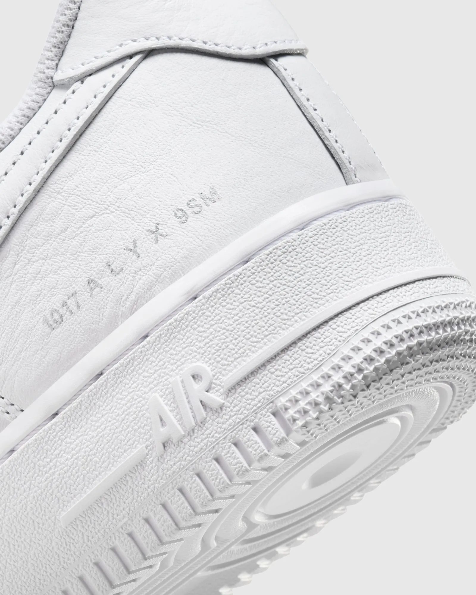 1017 ALYX 9SM X AIR FORCE 1 WHITE