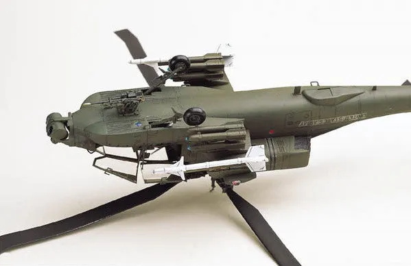 Academy Aircraft 1/48 AH64A US Helicopter Kit